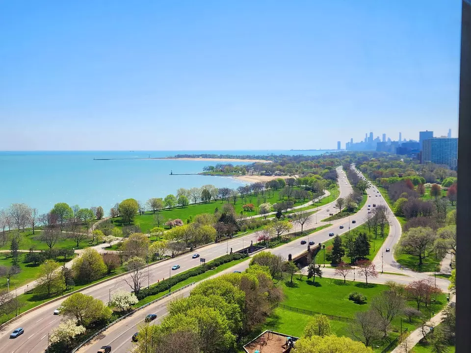 View/Area - 5701 N Sheridan Rd #19T, Chicago, IL 60660 photo 6 of 14