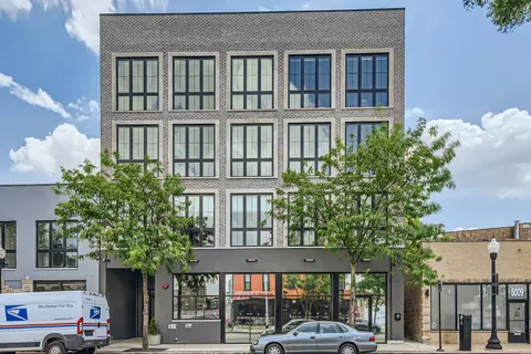 5015 N Clark St #403, Chicago, IL 60640