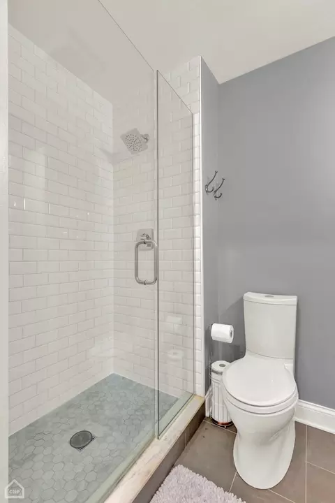 1037 Warwick Cir S, Hoffman Estates, IL 60169 photo 9