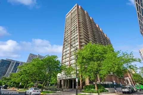 4170 N Marine Dr #7M, Chicago, IL 60613
