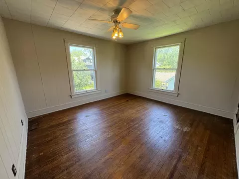 Bedroom - 811 E Monroe St, Bloomington, IL 61701 photo 2 of 5