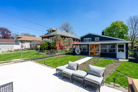 Exterior - 1424 N Ashbel Ave, Berkeley, IL 60163 photo 10 of 10