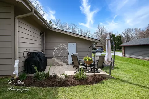 515 Sunshine Ct, Algonquin, IL 60102 photo 25