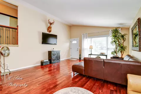 515 Sunshine Ct, Algonquin, IL 60102 photo 4