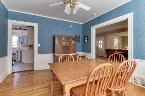 1909 E Jackson St, Bloomington, IL 61701 photo 11