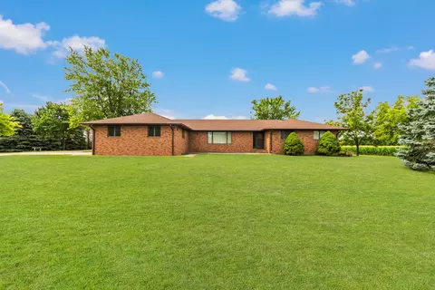 309 E 1st St, Minonk, IL 61760