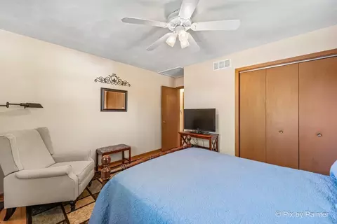 Bedroom - 120 S Jane Dr, Elgin, IL 60123 photo 2 of 7