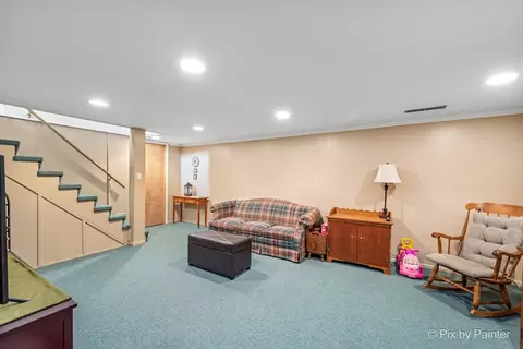 Living - 120 S Jane Dr, Elgin, IL 60123 photo 4 of 4
