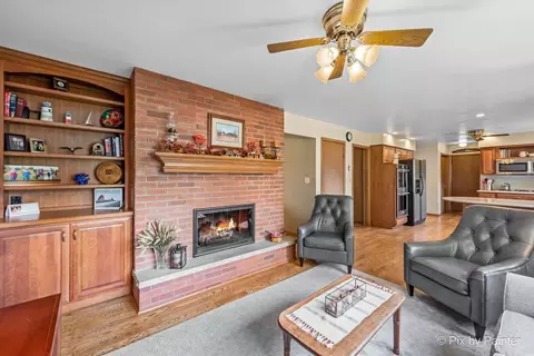 Other - 120 S Jane Dr, Elgin, IL 60123 photo 1 of 9