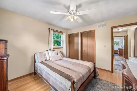 Bedroom - 120 S Jane Dr, Elgin, IL 60123 photo 4 of 7