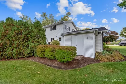 Exterior - 120 S Jane Dr, Elgin, IL 60123 photo 3 of 10