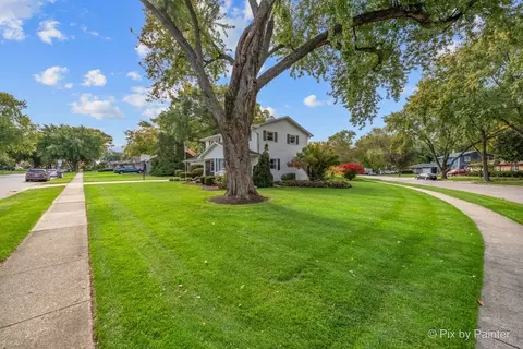 Exterior - 120 S Jane Dr, Elgin, IL 60123 photo 7 of 10