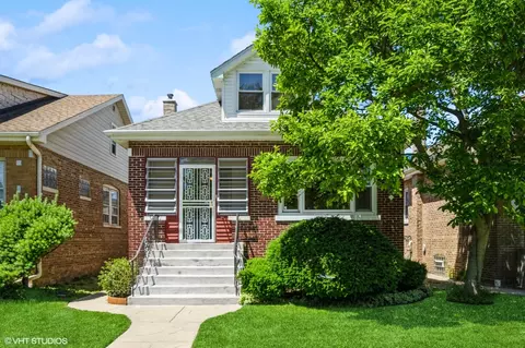 4522 N Melvina Ave, Chicago, IL 60630