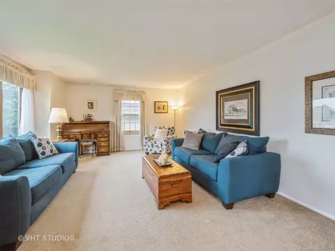4507 Front Royal Dr, Mchenry, IL 60050 photo 3