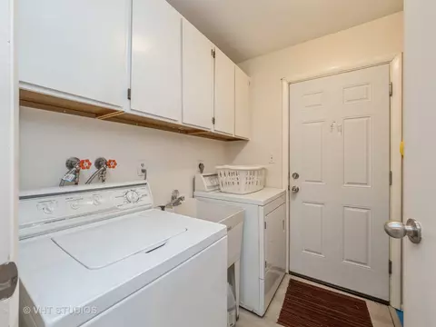 4507 Front Royal Dr, Mchenry, IL 60050 photo 16