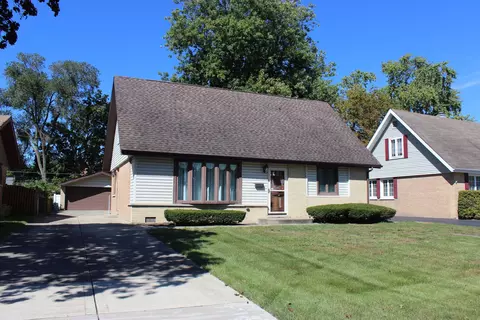 13130 E Playfield Dr, Crestwood, IL 60418