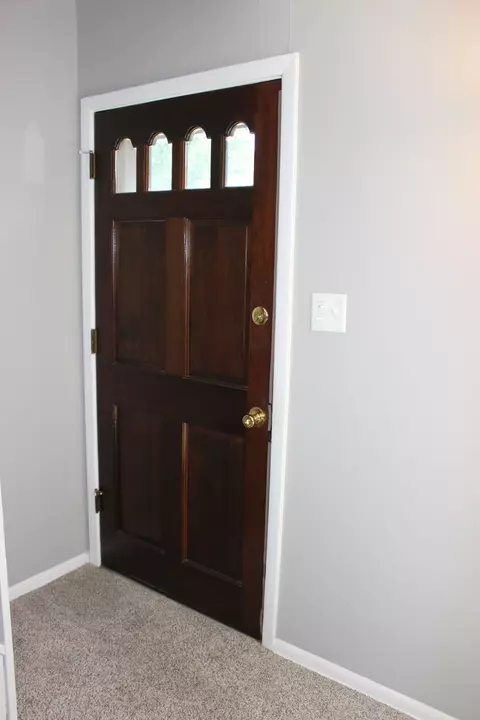 13130 E Playfield Dr, Crestwood, IL 60418 photo 6