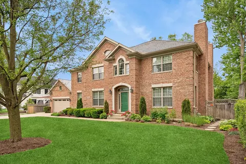 1622 Brandon Rd, Glenview, IL 60025