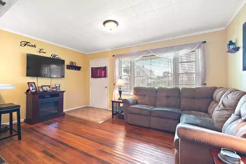 385 S Fraser Ave, Kankakee, IL 60901 photo 3