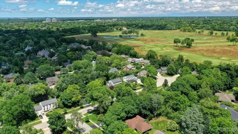 View/Area - 450 Hevern Dr, Wheaton, IL 60189 photo 2 of 2