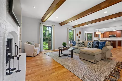Living - 450 Hevern Dr, Wheaton, IL 60189 photo 2 of 2