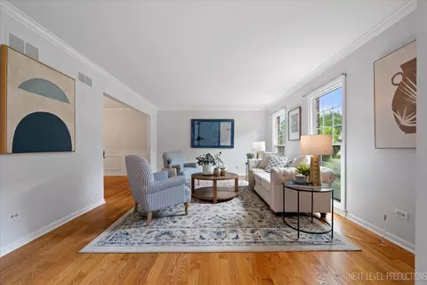 Other - 450 Hevern Dr, Wheaton, IL 60189 photo 2 of 7