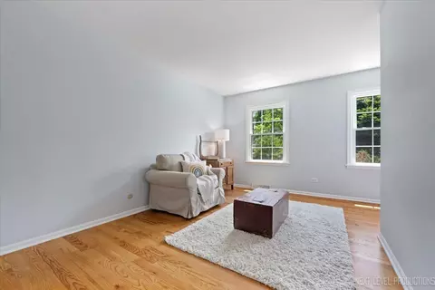 Other - 450 Hevern Dr, Wheaton, IL 60189 photo 6 of 7