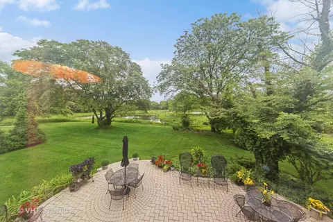 Exterior - 8205 Kathryn Ct, Burr Ridge, IL 60527 photo 3 of 7