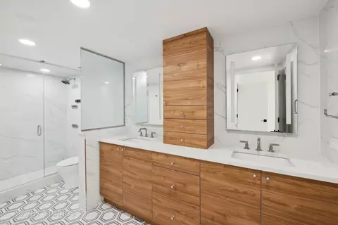161 E Chicago Ave #41F, Chicago, IL 60611 photo 17