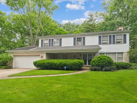 1430 Wincanton Dr, Deerfield, IL 60015