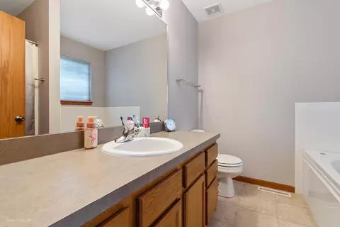 4310 Bluegrass Ln, Plainfield, IL 60586 photo 15