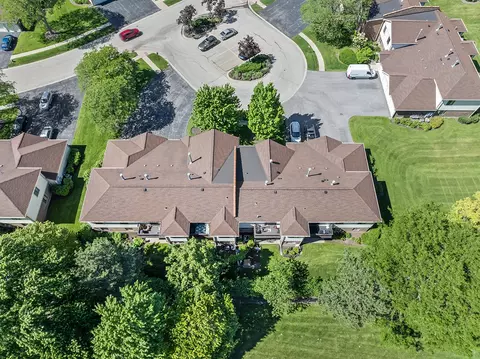 855 E Coach Rd #8, Palatine, IL 60074 photo 28