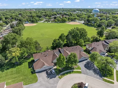 855 E Coach Rd #8, Palatine, IL 60074 photo 27