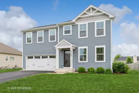 3244 Pinewood Dr, Yorkville, IL 60560