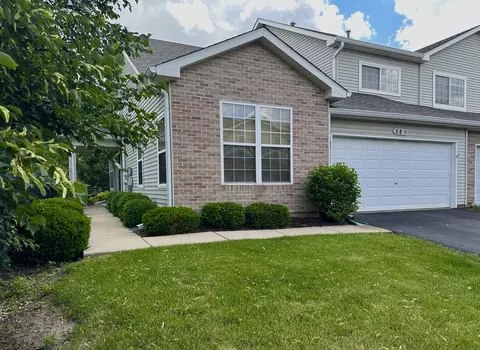 58 Rolling Oaks Rd, Sugar Grove, IL 60554
