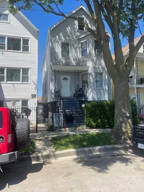 1642 W 44th St, Chicago, IL 60609 photo 2