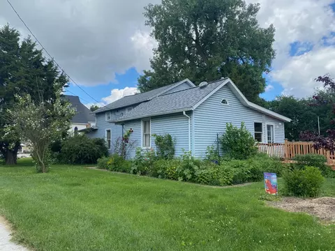 1730 S Jefferson St, Lockport, IL 60441