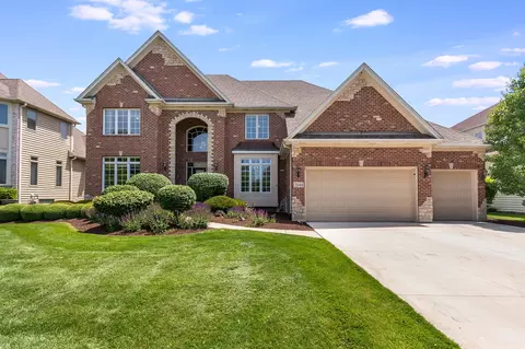 3144 Landore Dr, Naperville, IL 60564