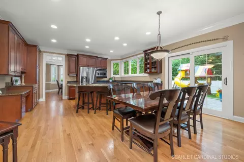 611 Wakeman Ave, Wheaton, IL 60187 photo 9