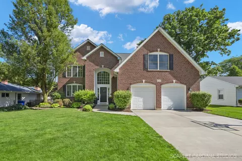611 Wakeman Ave, Wheaton, IL 60187