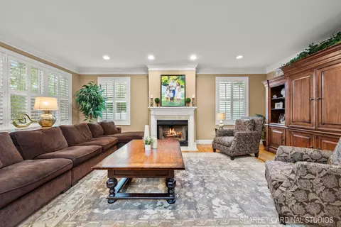 611 Wakeman Ave, Wheaton, IL 60187 photo 12