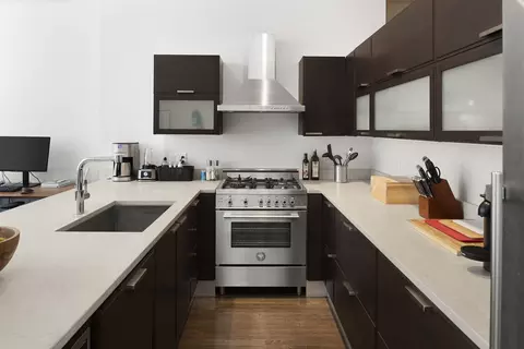 Kitchen - Undisclosed, Chicago, IL 60602 photo 3 of 3