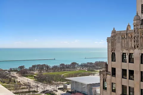 View/Area - Undisclosed, Chicago, IL 60602 photo 2 of 2