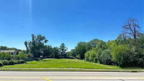 5 N210 Glen Ellyn Rd, Bloomingdale, IL 60108