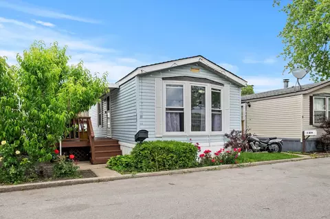3 Ash St, Countryside, IL 60525
