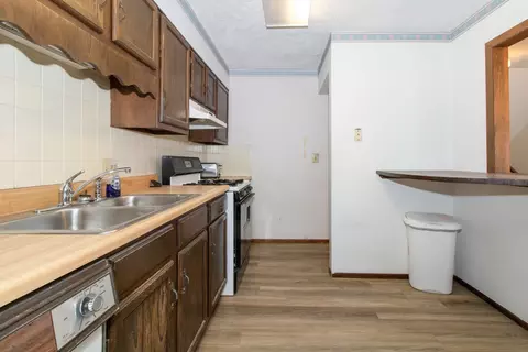 1108 E Jefferson St #8, Bloomington, IL 61701 photo 14
