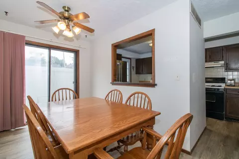 1108 E Jefferson St #8, Bloomington, IL 61701 photo 8