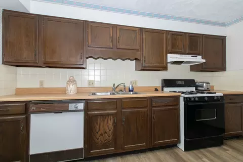 1108 E Jefferson St #8, Bloomington, IL 61701 photo 13
