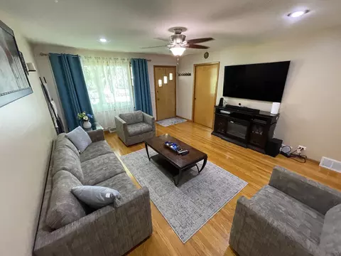 428 End Ave, Hillside, IL 60162 photo 3