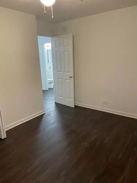 Bedroom - 7712 Lorel Ave, Burbank, IL 60459 photo 1 of 5